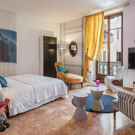 Billie'S Flat Red - Art & Design Apt In Verona Historic Centre Luaran gambar