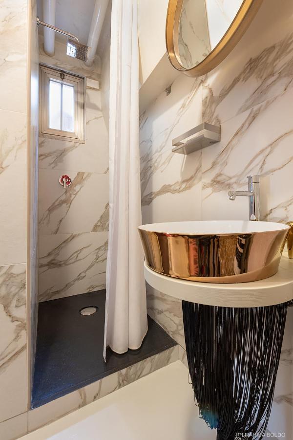 Billie'S Flat Red - Art & Design Apt In Verona Historic Centre Luaran gambar