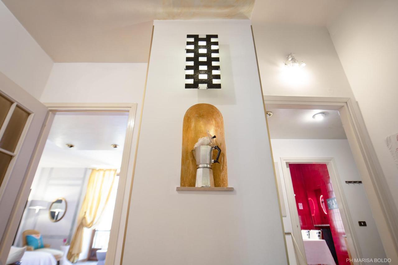 Billie'S Flat Red - Art & Design Apt In Verona Historic Centre Luaran gambar