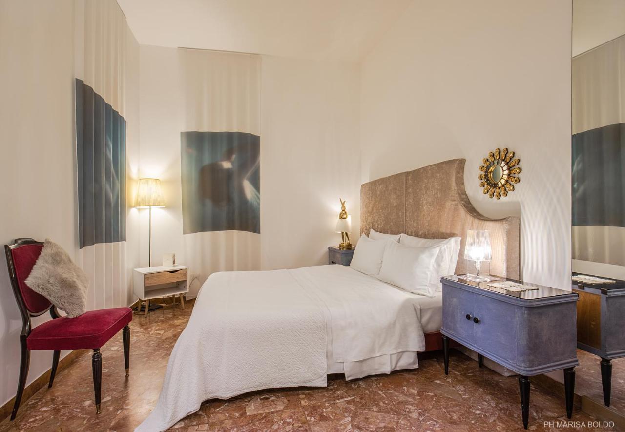 Billie'S Flat Red - Art & Design Apt In Verona Historic Centre Luaran gambar