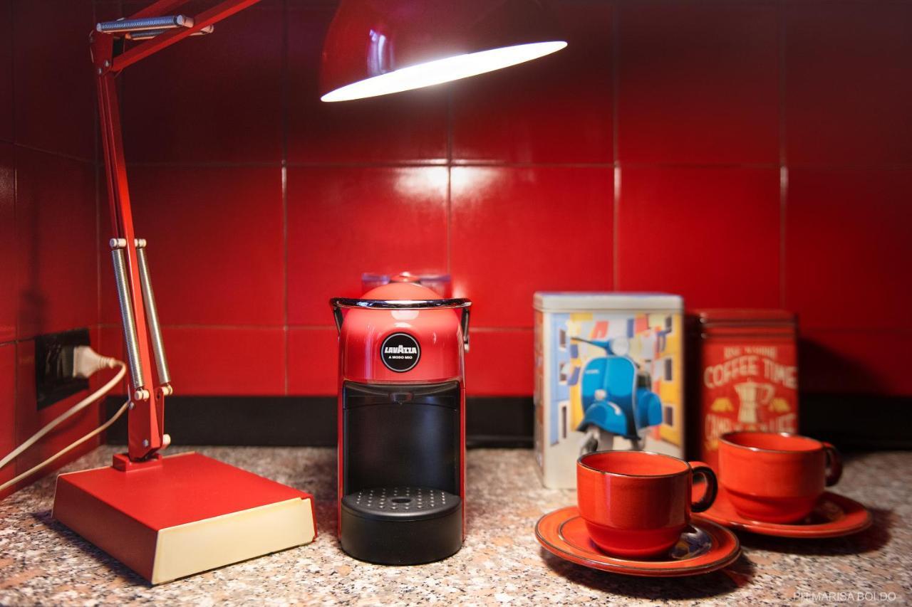 Billie'S Flat Red - Art & Design Apt In Verona Historic Centre Luaran gambar