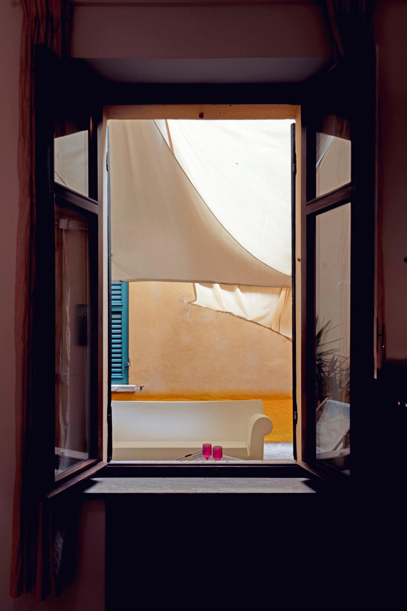 Billie'S Flat Red - Art & Design Apt In Verona Historic Centre Luaran gambar